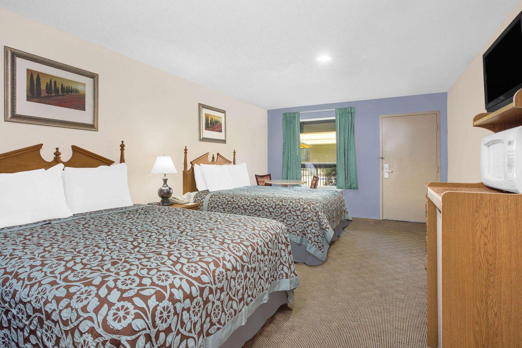 Days Inn By Wyndham Attalla Exterior photo