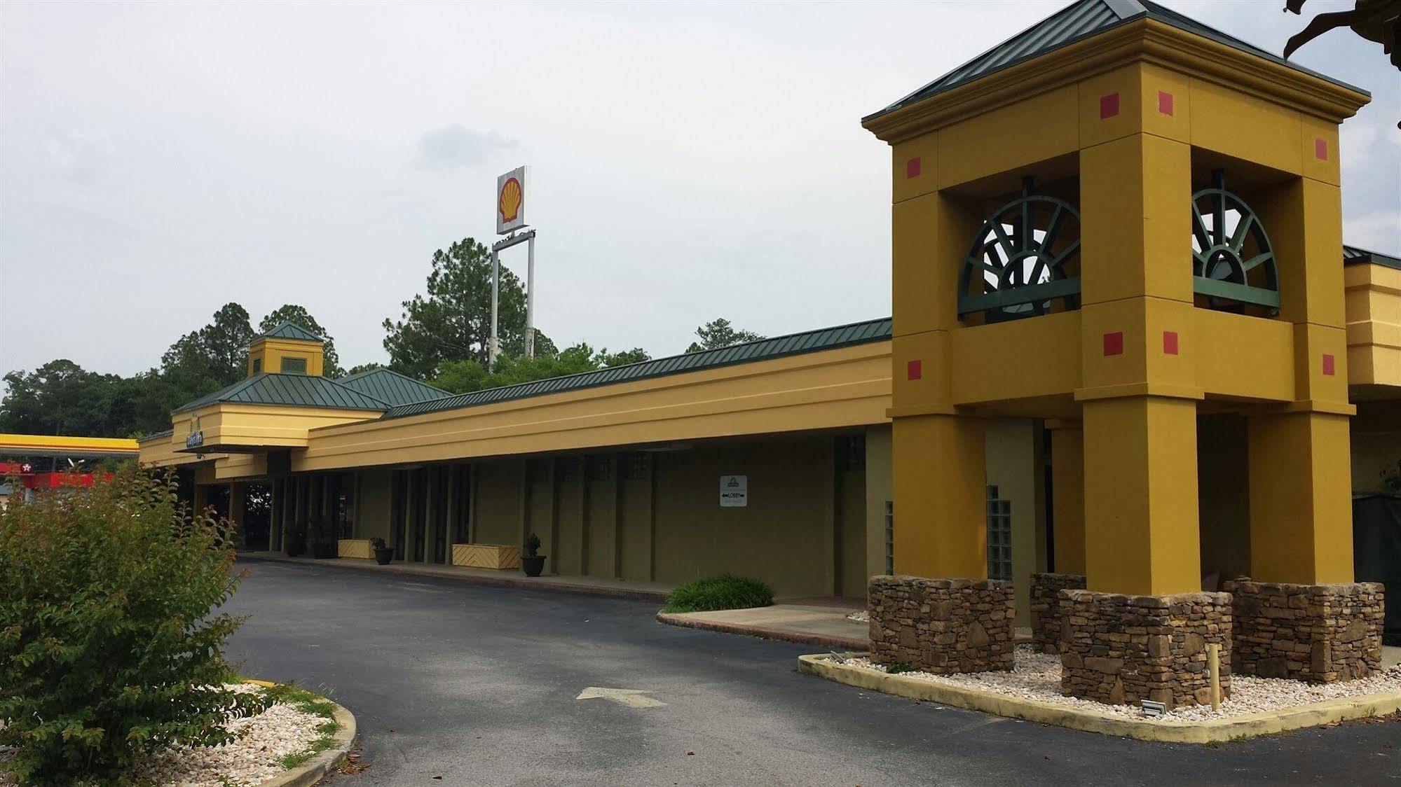 Days Inn By Wyndham Attalla Exterior photo